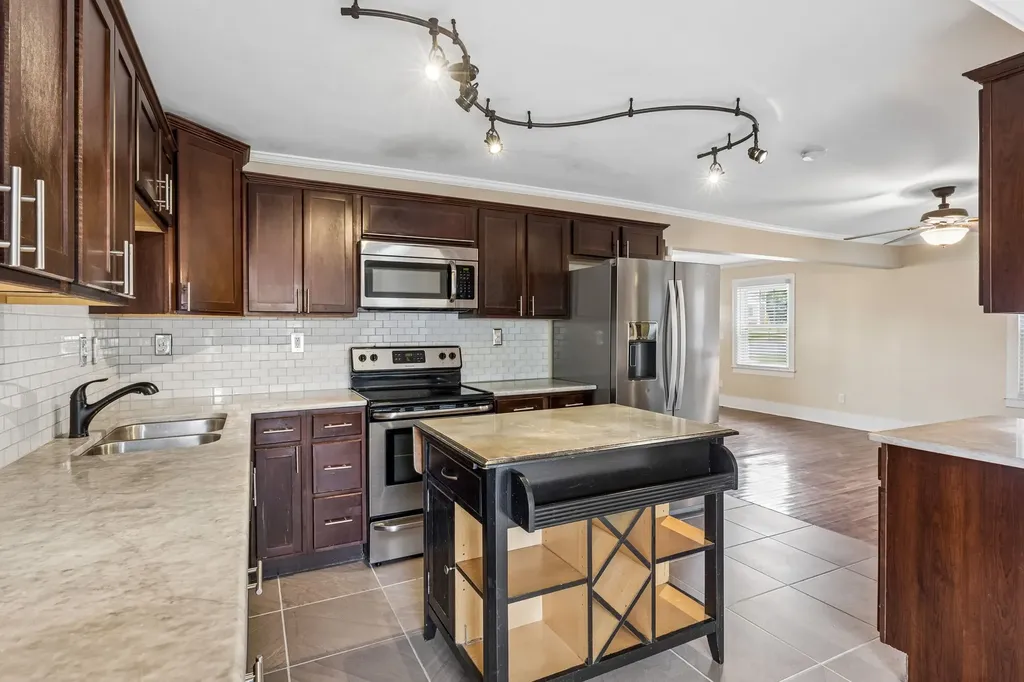 1821 Underwood Street Nashville TN 37208