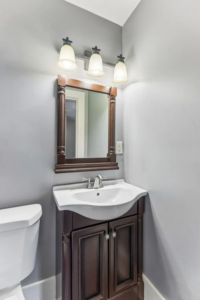 1821 Underwood Street Nashville TN 37208