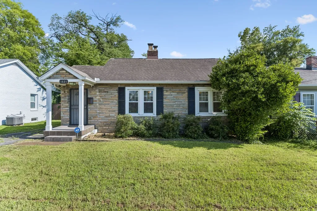 1821 Underwood Street Nashville TN 37208