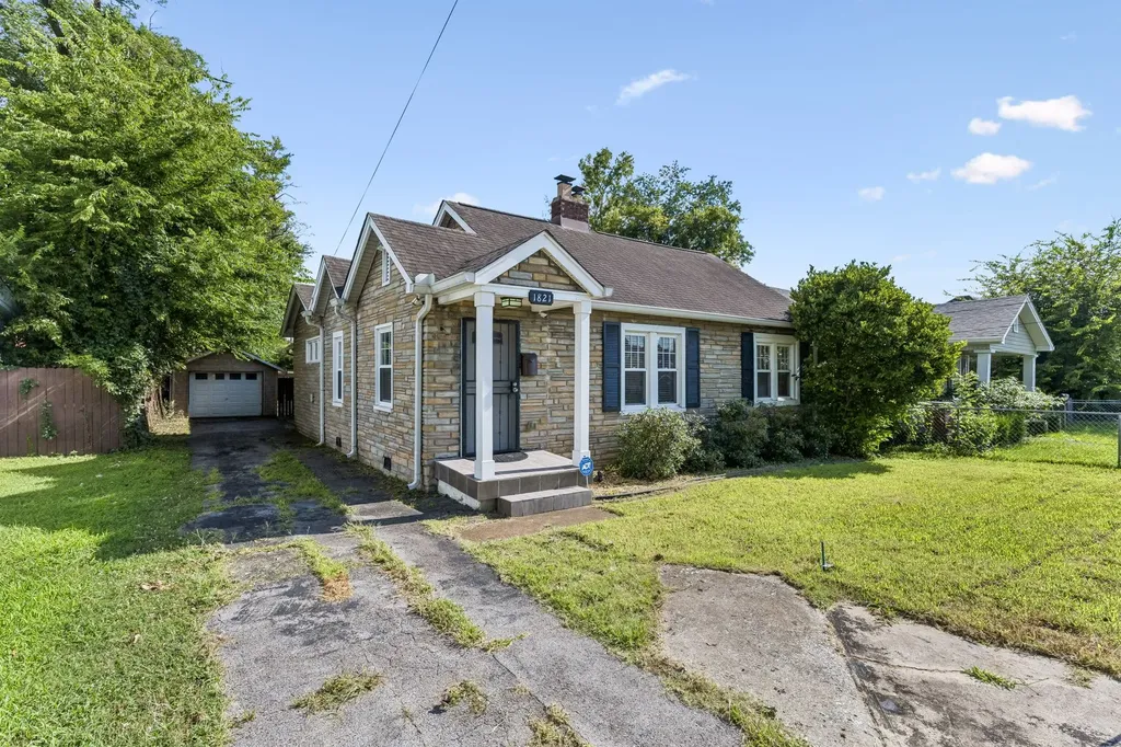 1821 Underwood Street Nashville TN 37208