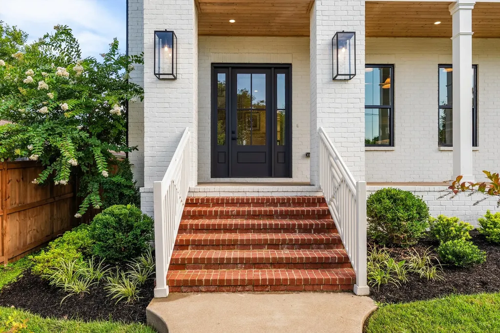1900 Eastside Avenue Nashville TN 37206