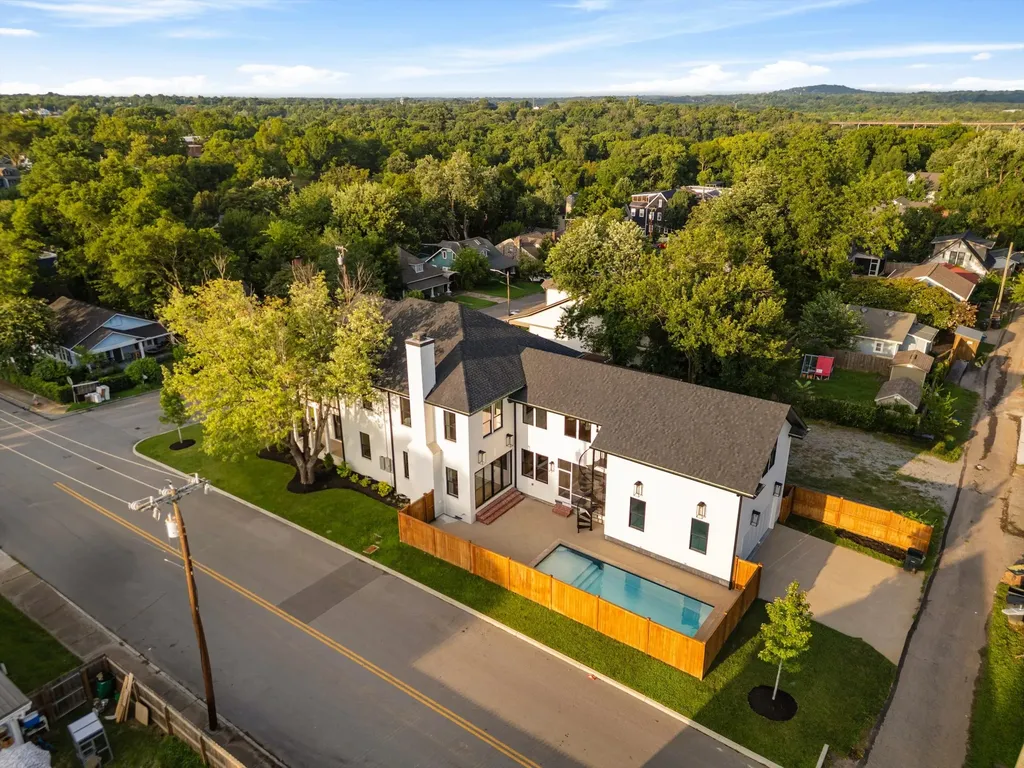 1900 Eastside Avenue Nashville TN 37206