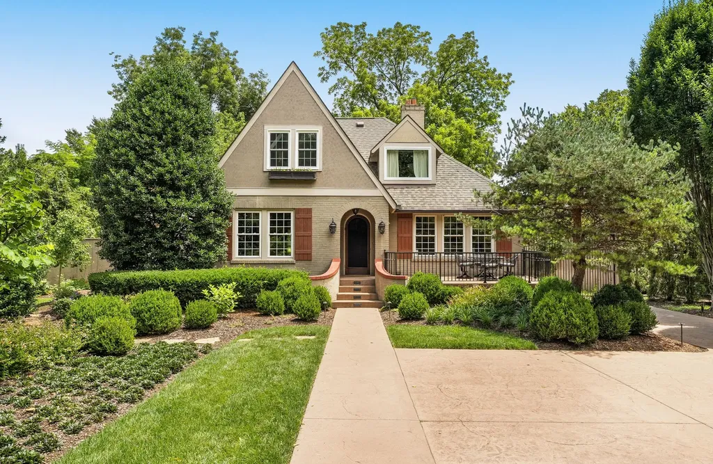 204 S Wilson Boulevard Nashville TN 37205