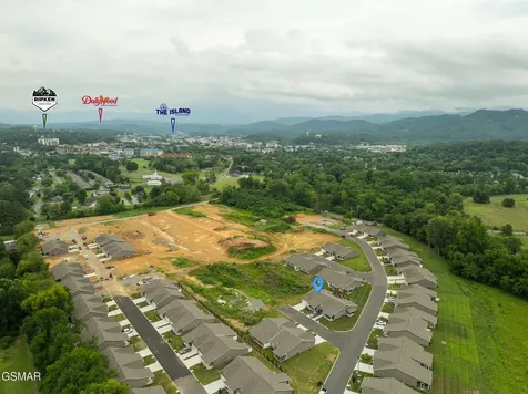 965 Juneberry Lane Pigeon Forge TN 37863