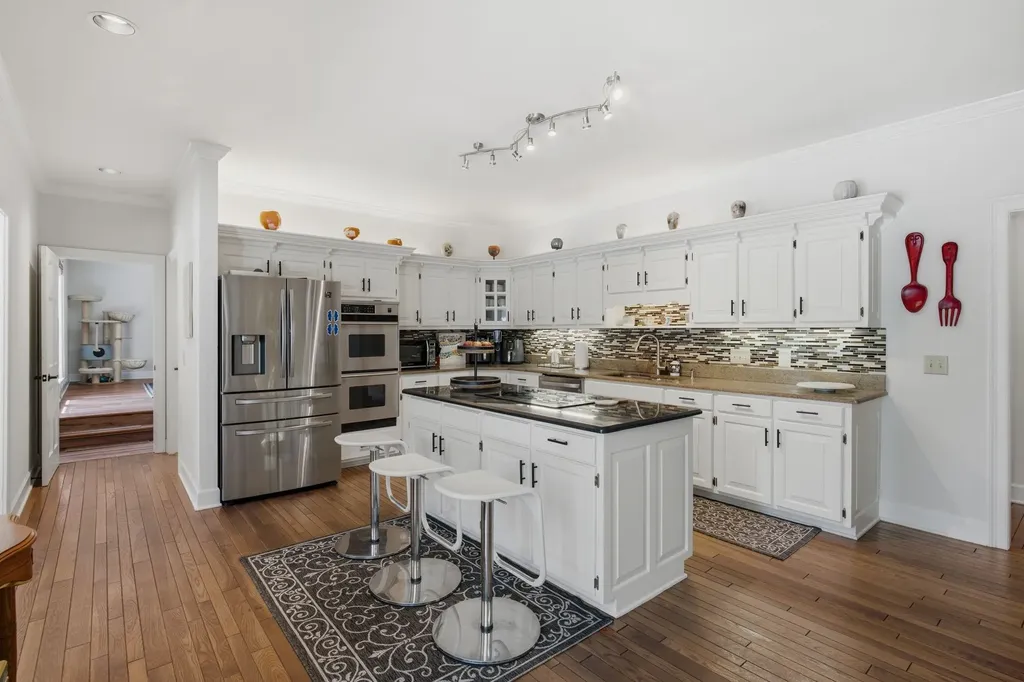 1122 Longview Drive Hendersonville TN 37075