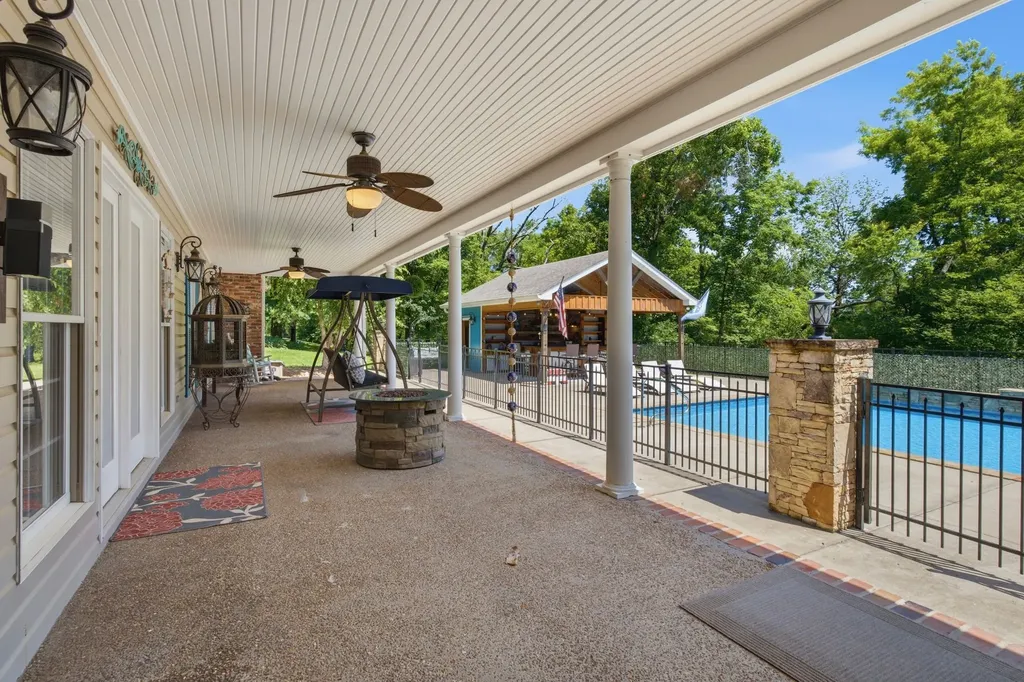 1122 Longview Drive Hendersonville TN 37075