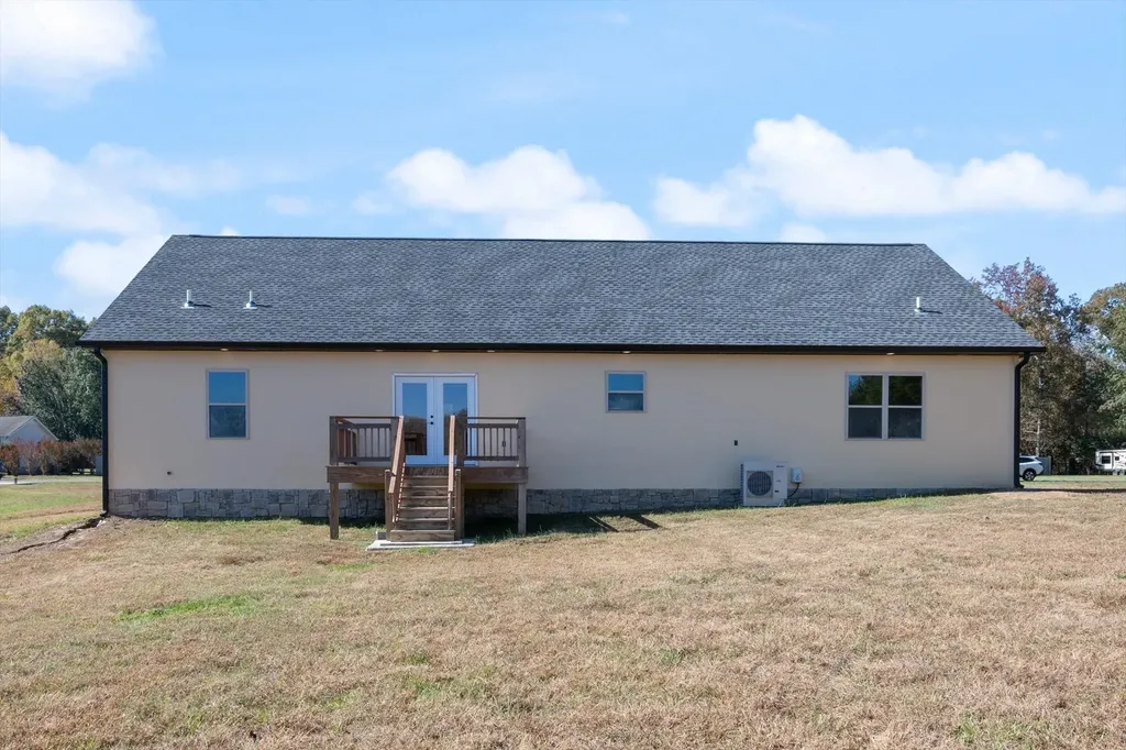 50 Sonoma Drive Fayetteville TN 37334