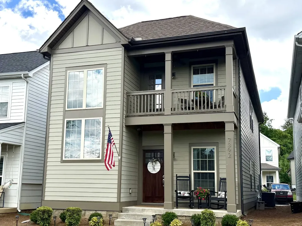 7392 Old Harding Pike Nashville TN 37221