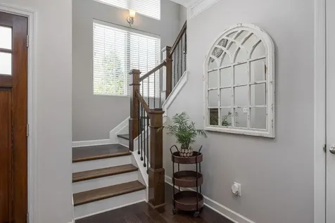 7392 Old Harding Pike Nashville TN 37221