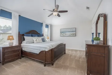7392 Old Harding Pike Nashville TN 37221