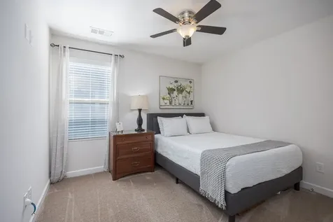 7392 Old Harding Pike Nashville TN 37221