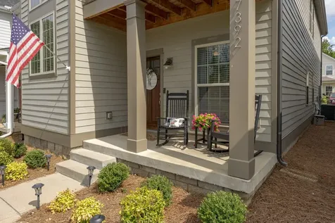 7392 Old Harding Pike Nashville TN 37221
