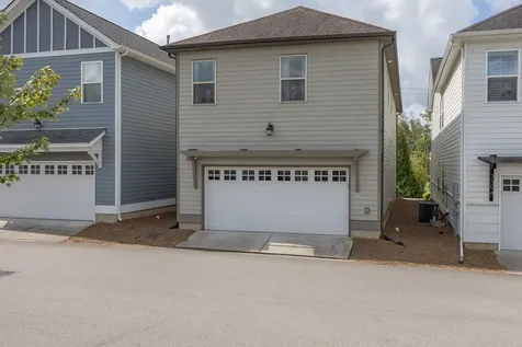 7392 Old Harding Pike Nashville TN 37221