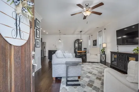 7392 Old Harding Pike Nashville TN 37221