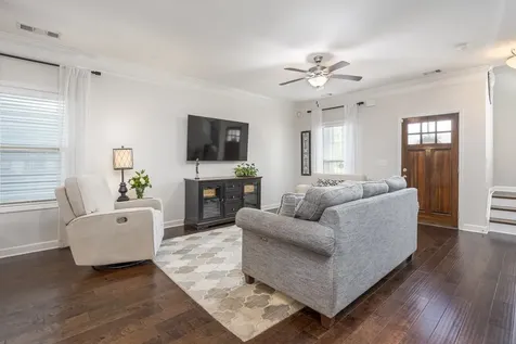 7392 Old Harding Pike Nashville TN 37221