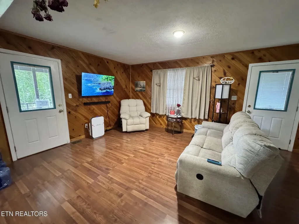 6105 S York Highway Clarkrange TN 38553