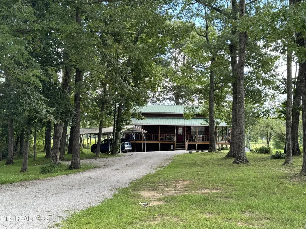 6105 S York Highway Clarkrange TN 38553