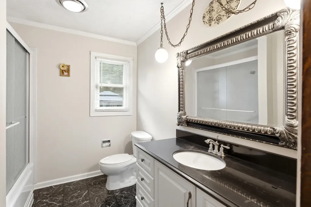 3088 Dixie Lee Circle Lenoir City TN 37772