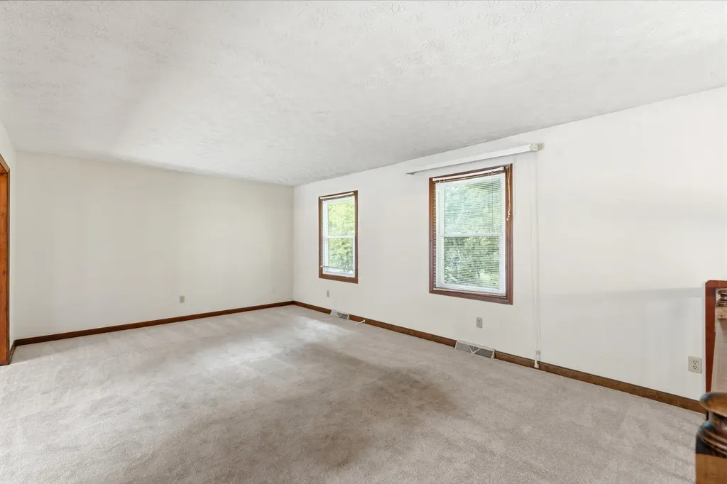 3088 Dixie Lee Circle Lenoir City TN 37772