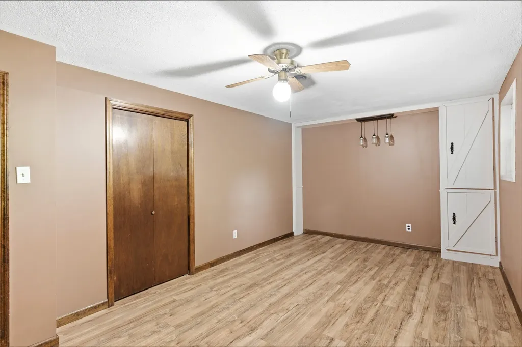 3088 Dixie Lee Circle Lenoir City TN 37772