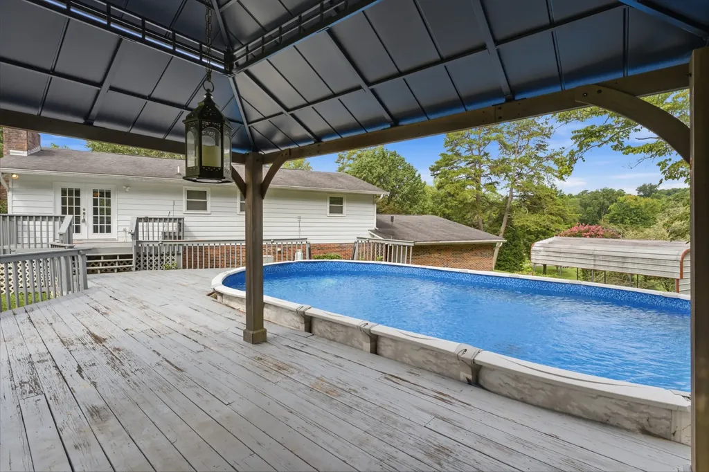 3088 Dixie Lee Circle Lenoir City TN 37772