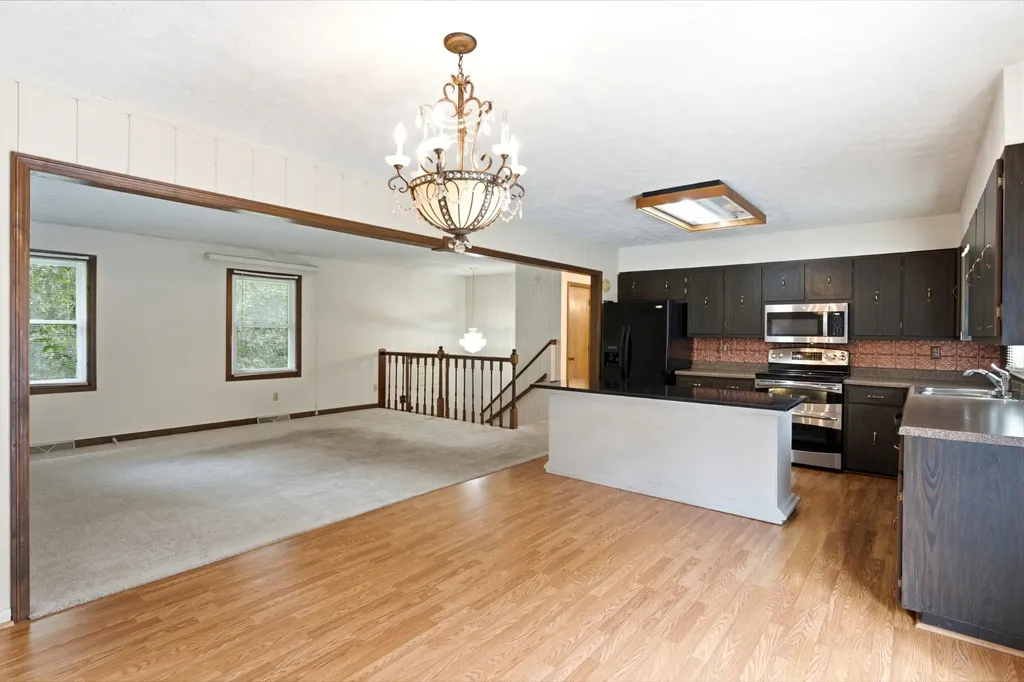 3088 Dixie Lee Circle Lenoir City TN 37772