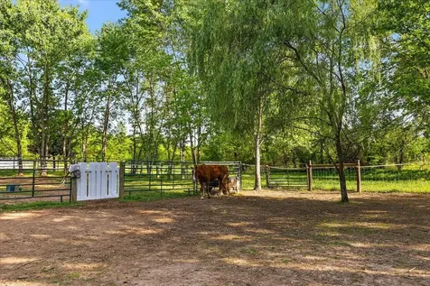521 Hiwassee Road Lebanon TN 37087