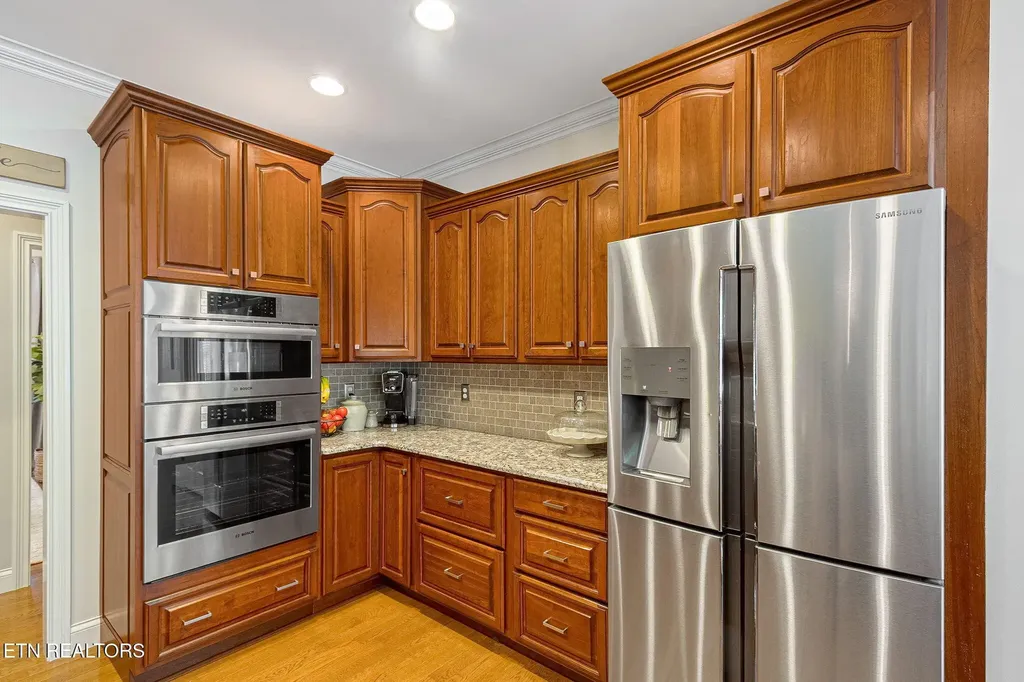 2201 Majestic Circle Dandridge TN 37725