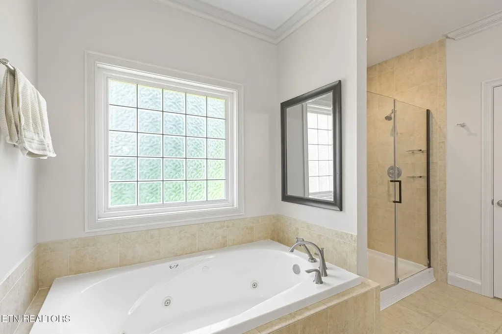 2201 Majestic Circle Dandridge TN 37725