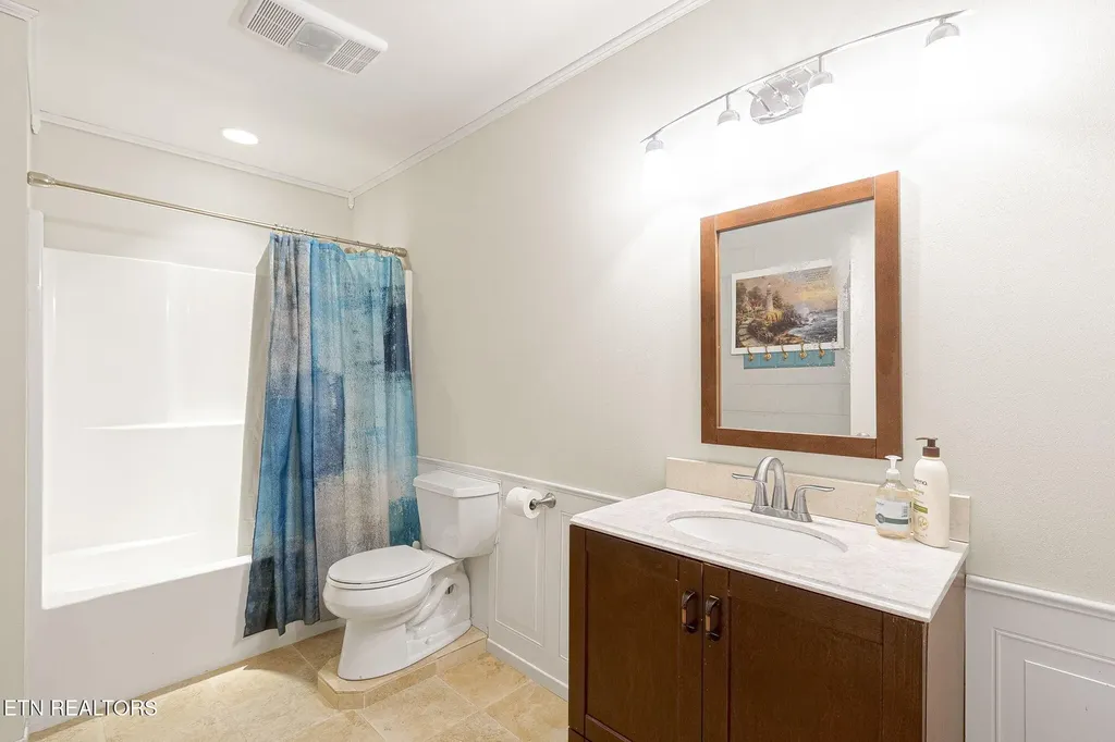 2201 Majestic Circle Dandridge TN 37725