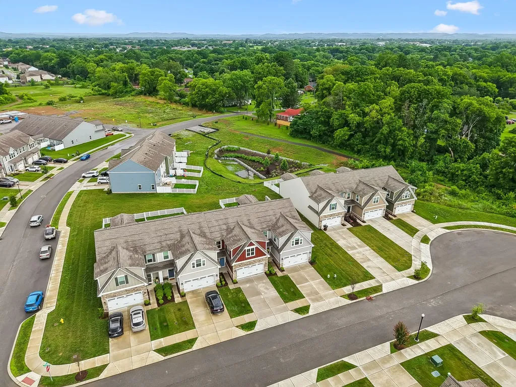 307 Lantern Circle Gallatin TN 37066