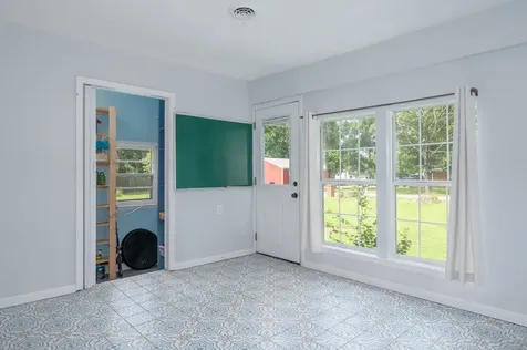 19 Ostewig Drive Tennessee Ridge TN 37178