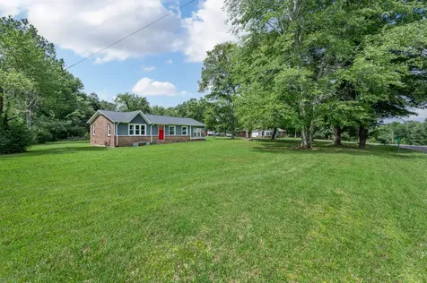 19 Ostewig Drive Tennessee Ridge TN 37178