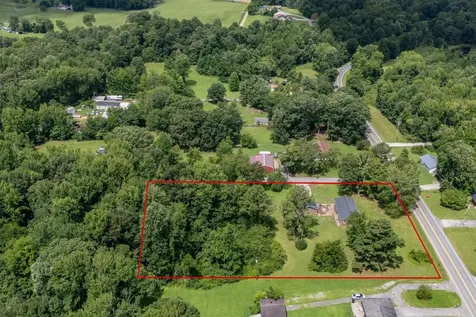 19 Ostewig Drive Tennessee Ridge TN 37178