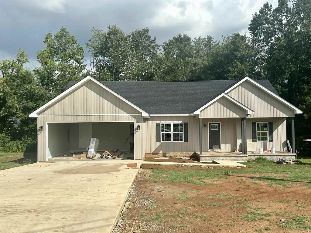 125 Red Fern Cove Savannah TN 38372