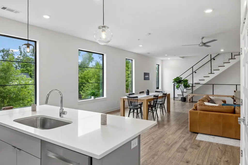 411 Merritt Ave Apt 201 Nashville TN 37203