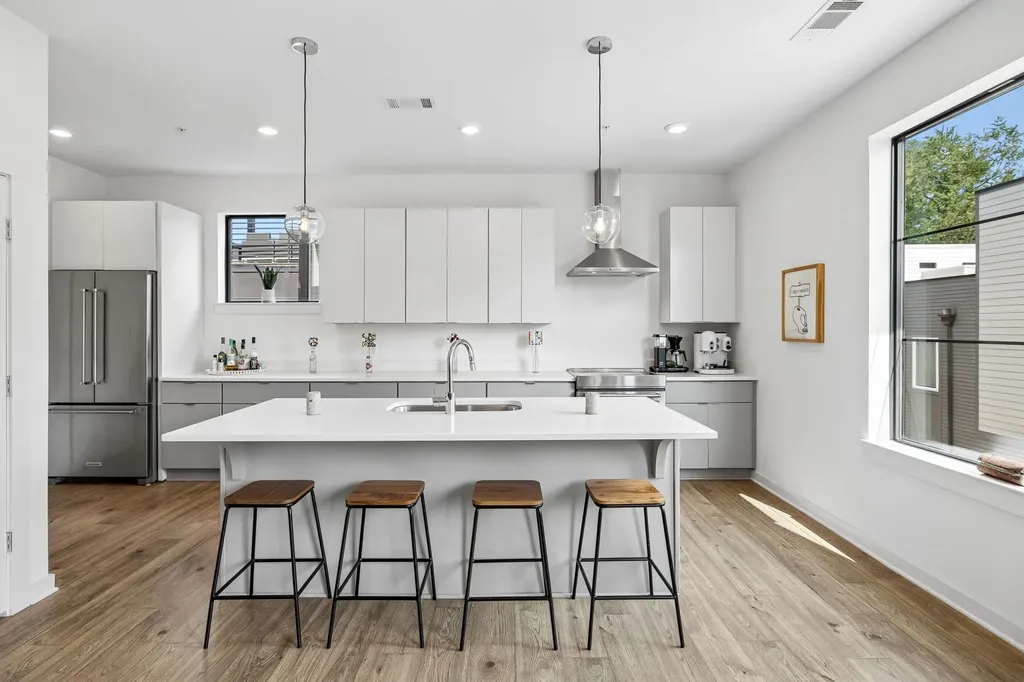 411 Merritt Ave Apt 201 Nashville TN 37203