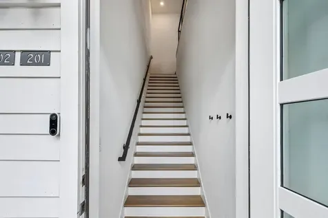 411 Merritt Ave Apt 201 Nashville TN 37203