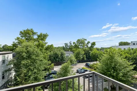 411 Merritt Ave Apt 201 Nashville TN 37203