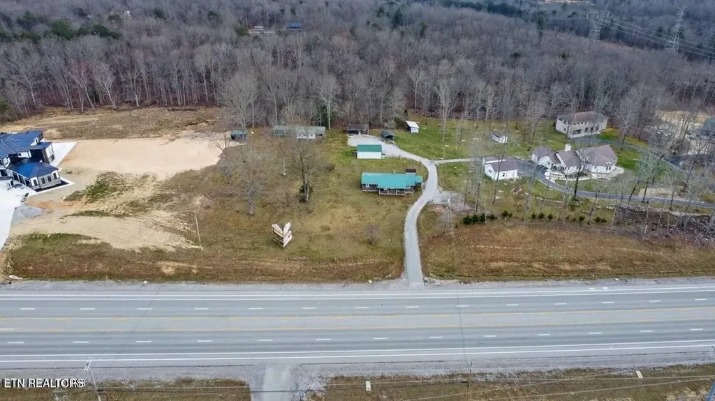 2546 Peavine Road Crossville TN 38571