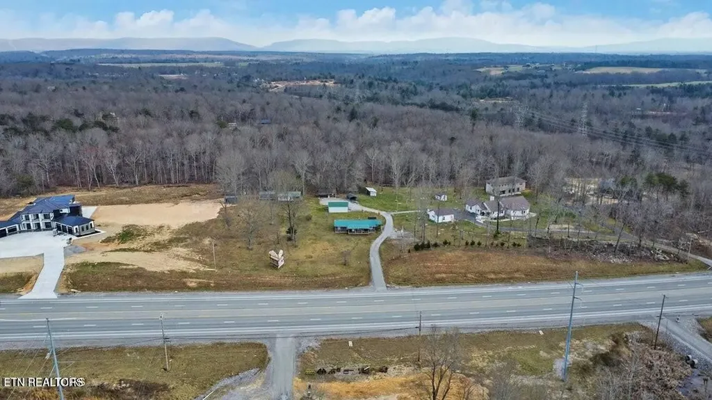 2546 Peavine Road Crossville TN 38571