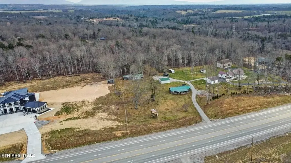 2546 Peavine Road Crossville TN 38571