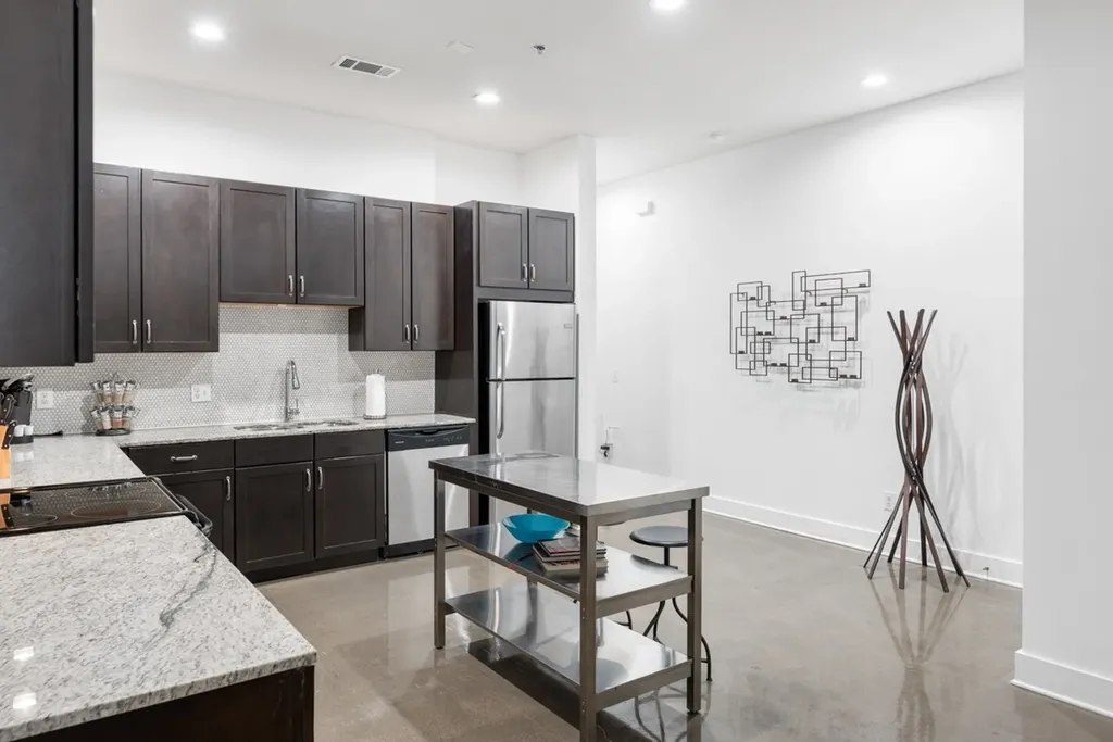 210 30th Ave, N Nashville TN 37203