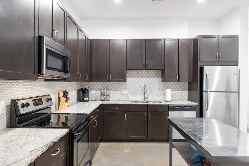 210 30th Ave, N Nashville TN 37203