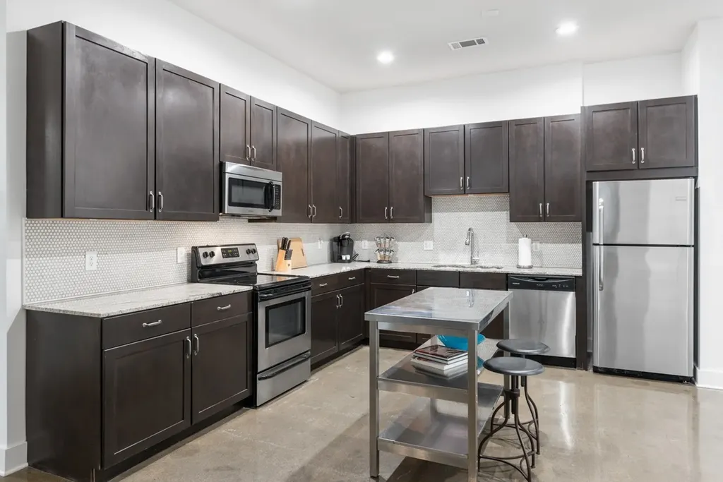 210 30th Ave, N Nashville TN 37203