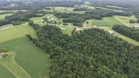 4423 Highland Road Lafayette TN 37083