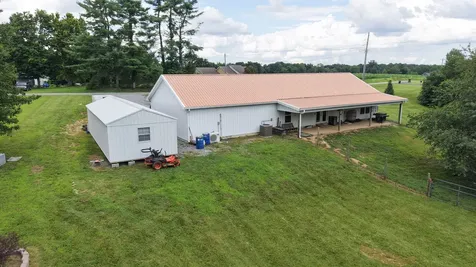 4423 Highland Road Lafayette TN 37083