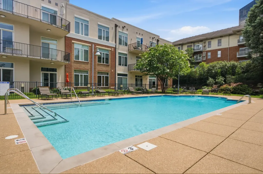 205 31st Ave, N Nashville TN 37203