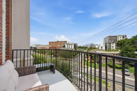 205 31st Ave, N Nashville TN 37203