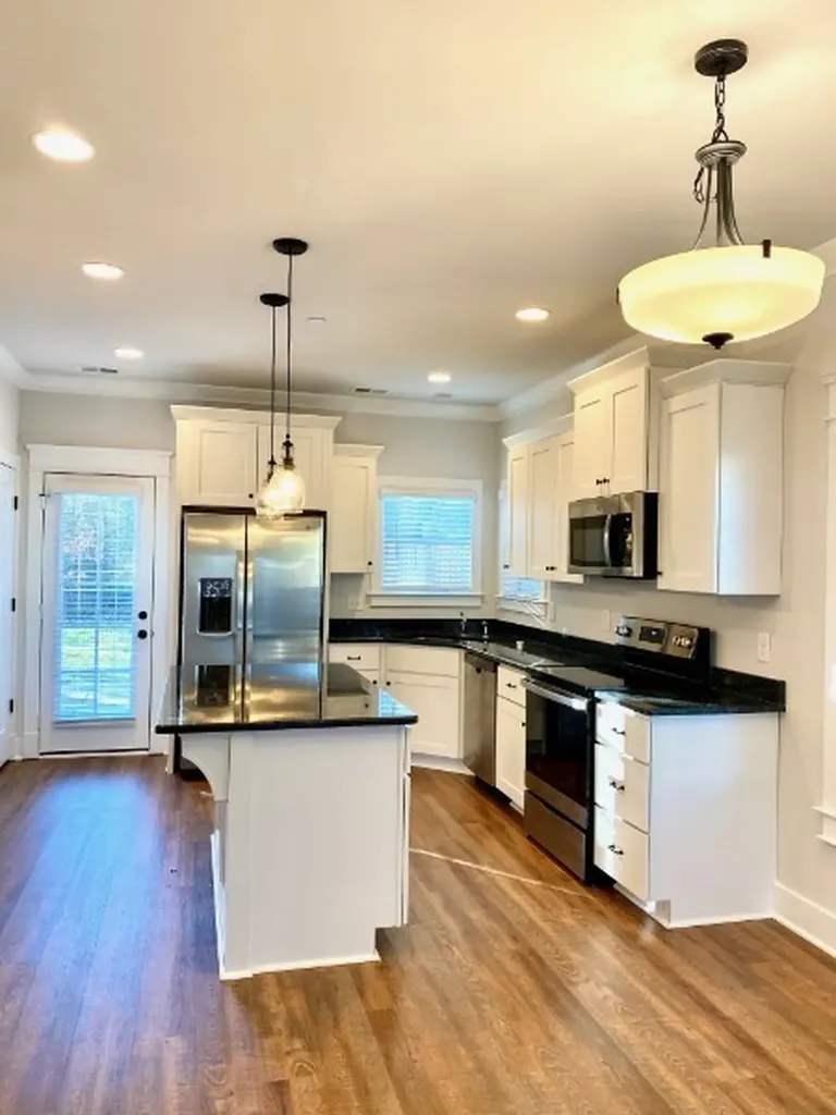 242C Grand Avenue Spring Hill TN 37174
